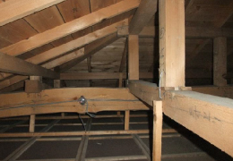 小屋裏 無断熱